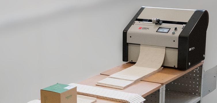 tecnoincollaggi_linee-di-produzione_converting_cut&code